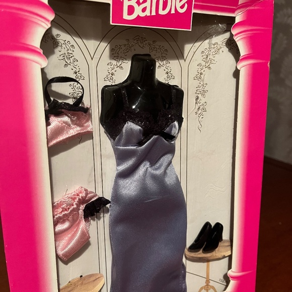 Barbie 1996 Fashion Avenue Lingerie NIB - Picture 4 of 6